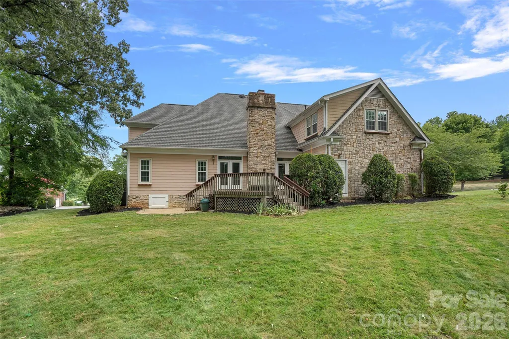 19322 River Falls Drive Davidson NC 28036