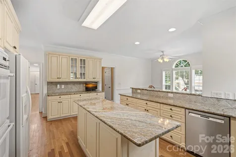 19322 River Falls Drive Davidson NC 28036
