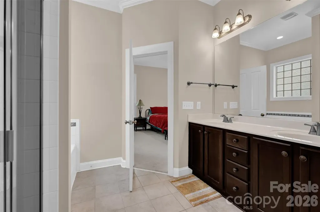 4090 Library Lane NW Conover NC 28613