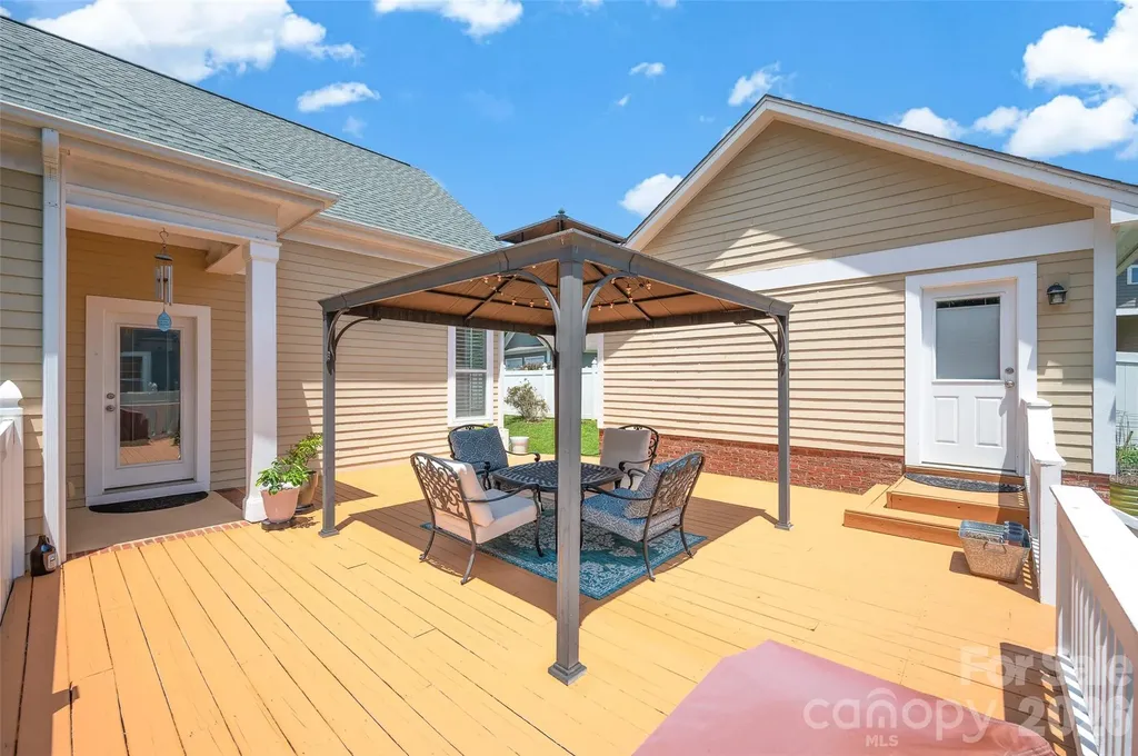 4090 Library Lane NW Conover NC 28613