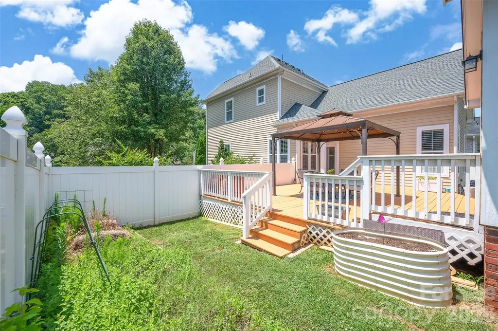 4090 Library Lane NW Conover NC 28613