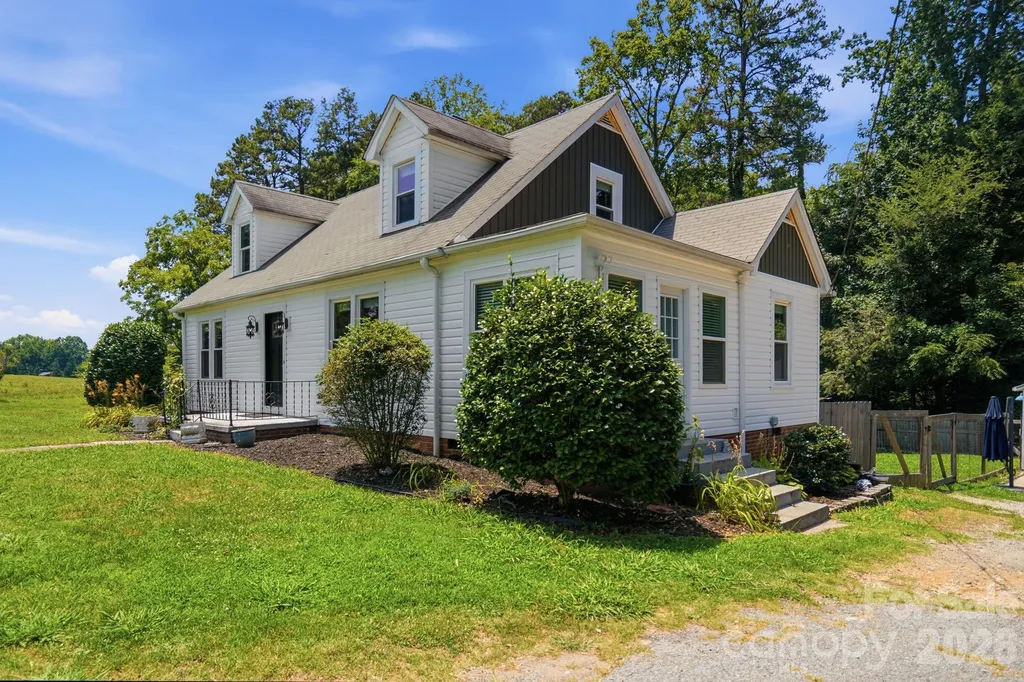 12050 Old Concord Road Rockwell NC 28138