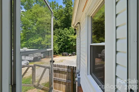 12050 Old Concord Road Rockwell NC 28138