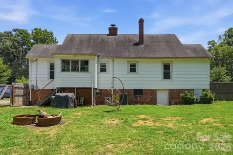 12050 Old Concord Road Rockwell NC 28138