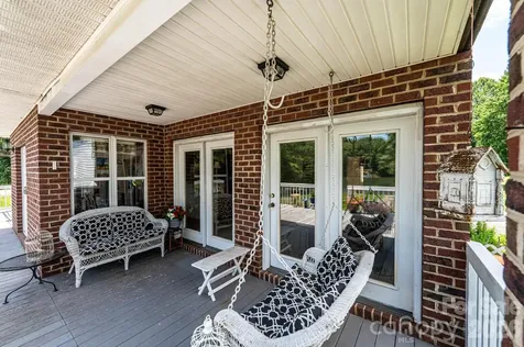 1857 Hidden Pointe Drive Hickory NC 28601
