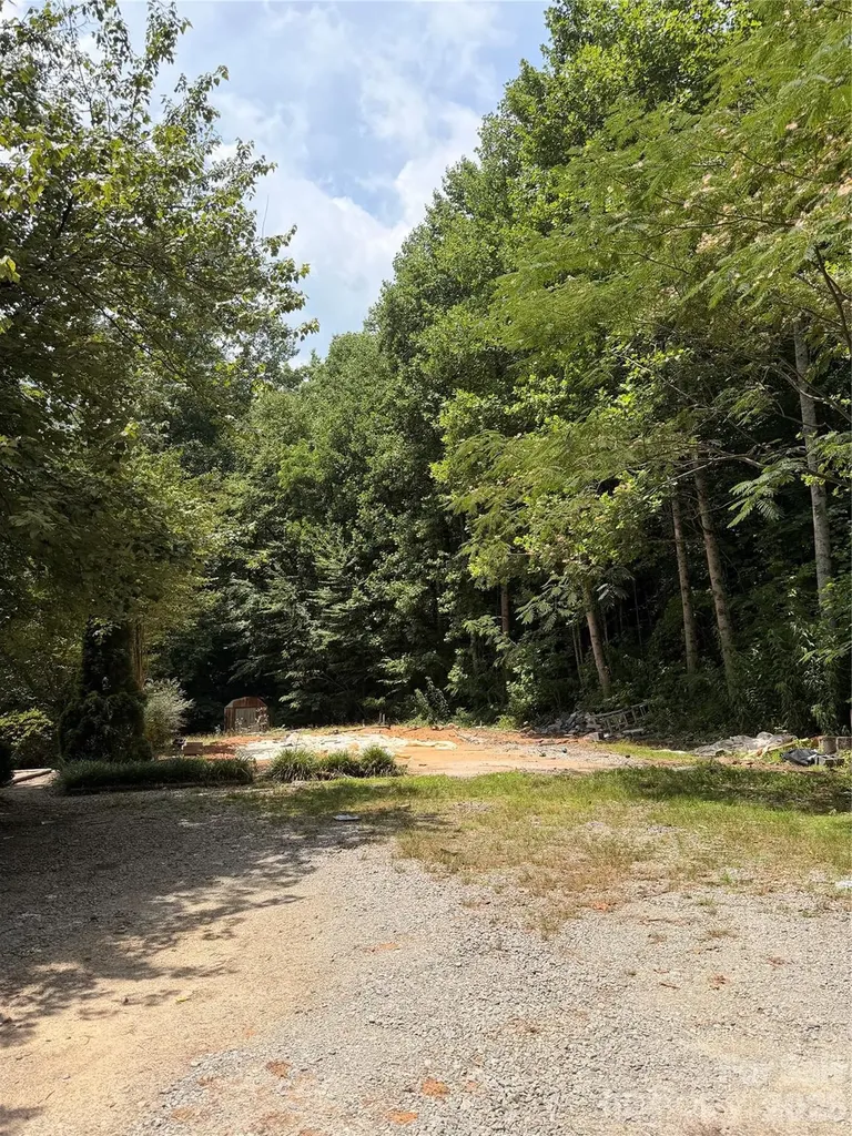 85 Corona Heights Lane Brevard NC 28712