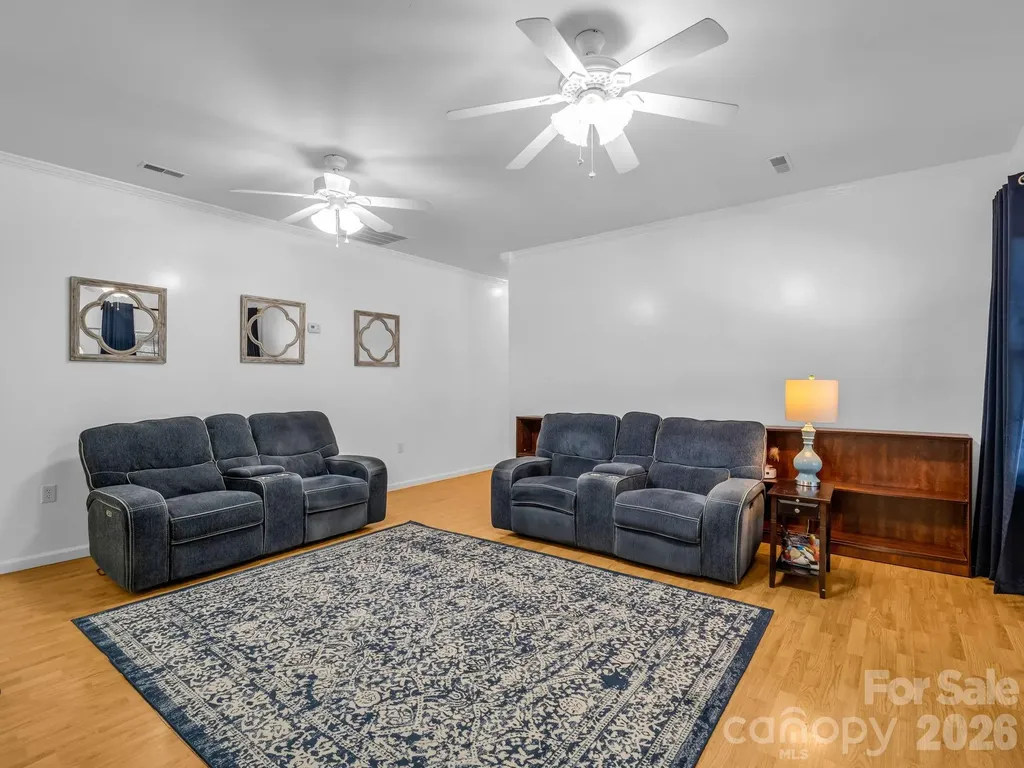 599 Old Henrietta Road Forest City NC 28043