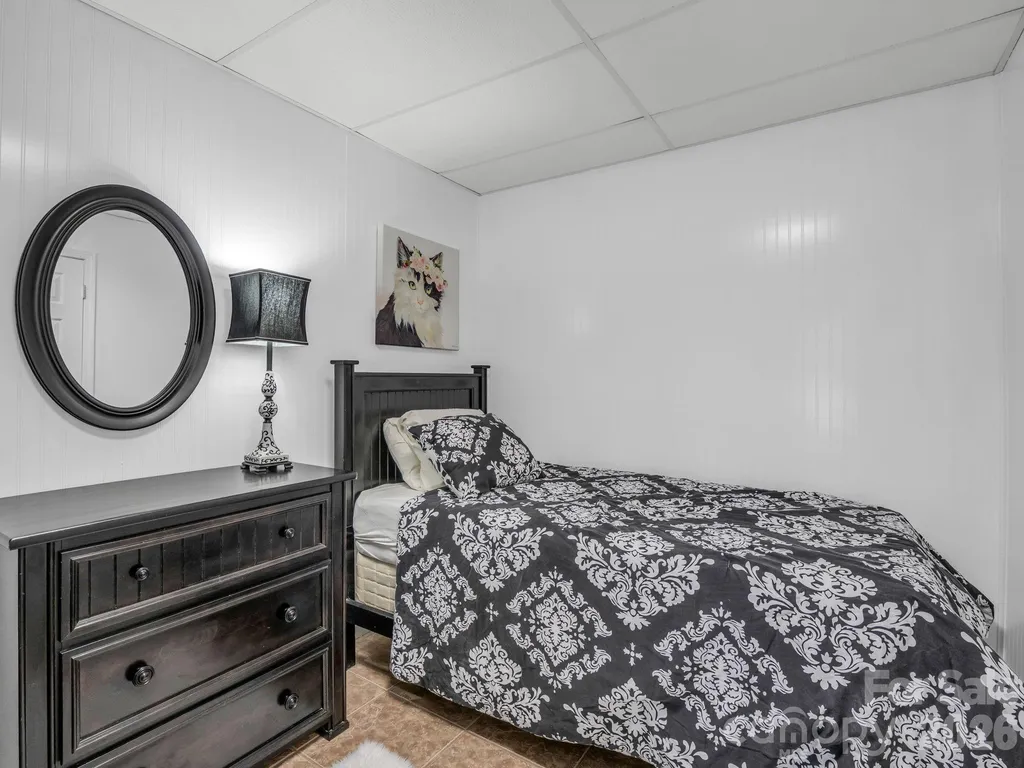 599 Old Henrietta Road Forest City NC 28043