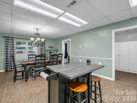599 Old Henrietta Road Forest City NC 28043