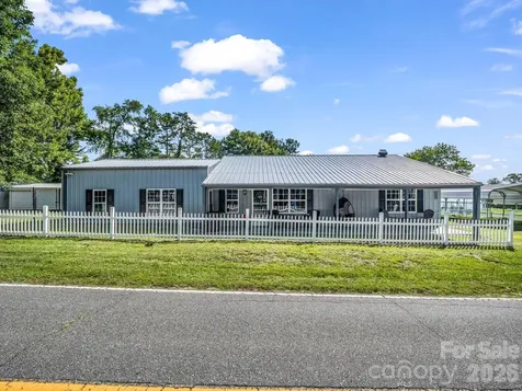 599 Old Henrietta Road Forest City NC 28043