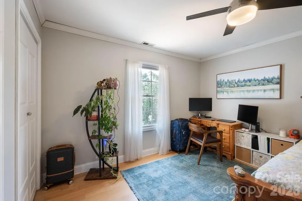 843 W J Street Newton NC 28658