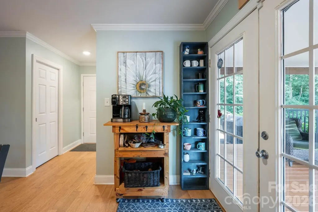843 W J Street Newton NC 28658