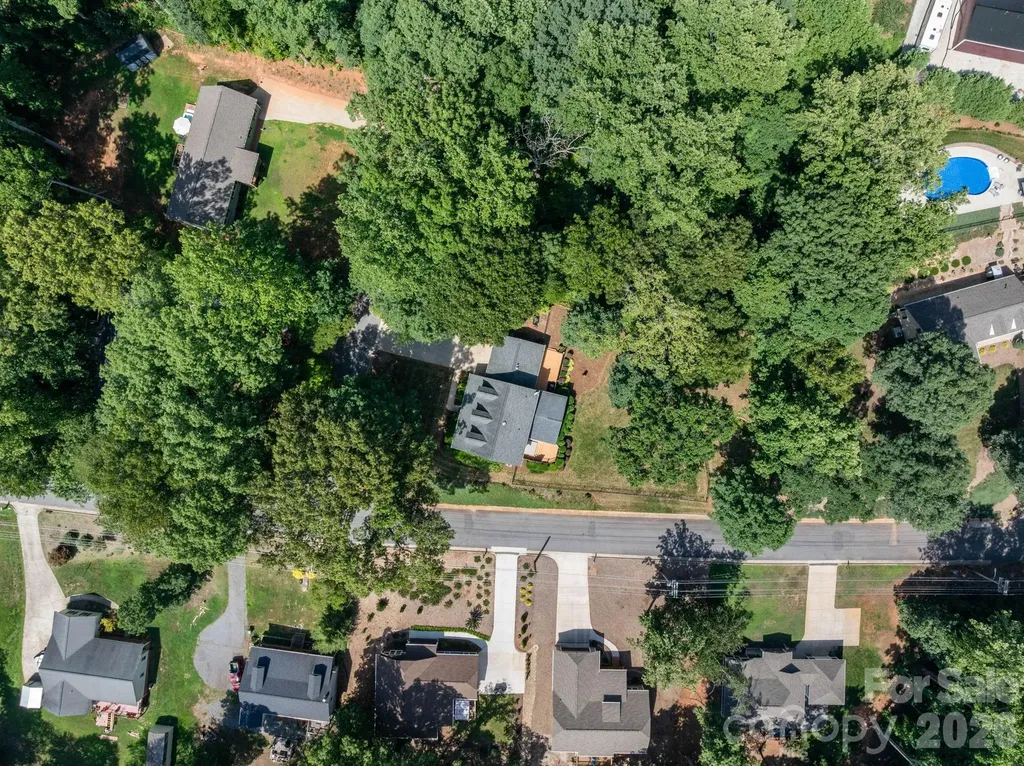 843 W J Street Newton NC 28658