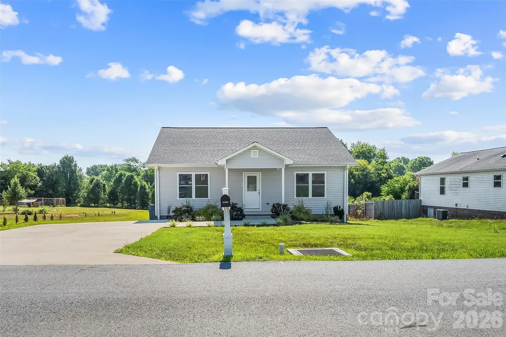 112 Elm Street Morganton NC 28655