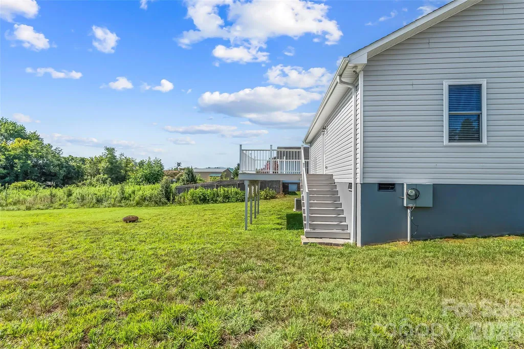 112 Elm Street Morganton NC 28655
