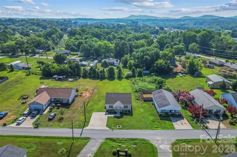 112 Elm Street Morganton NC 28655