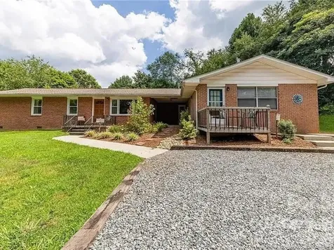 96 Rolling Hills Road Mills River NC 28759