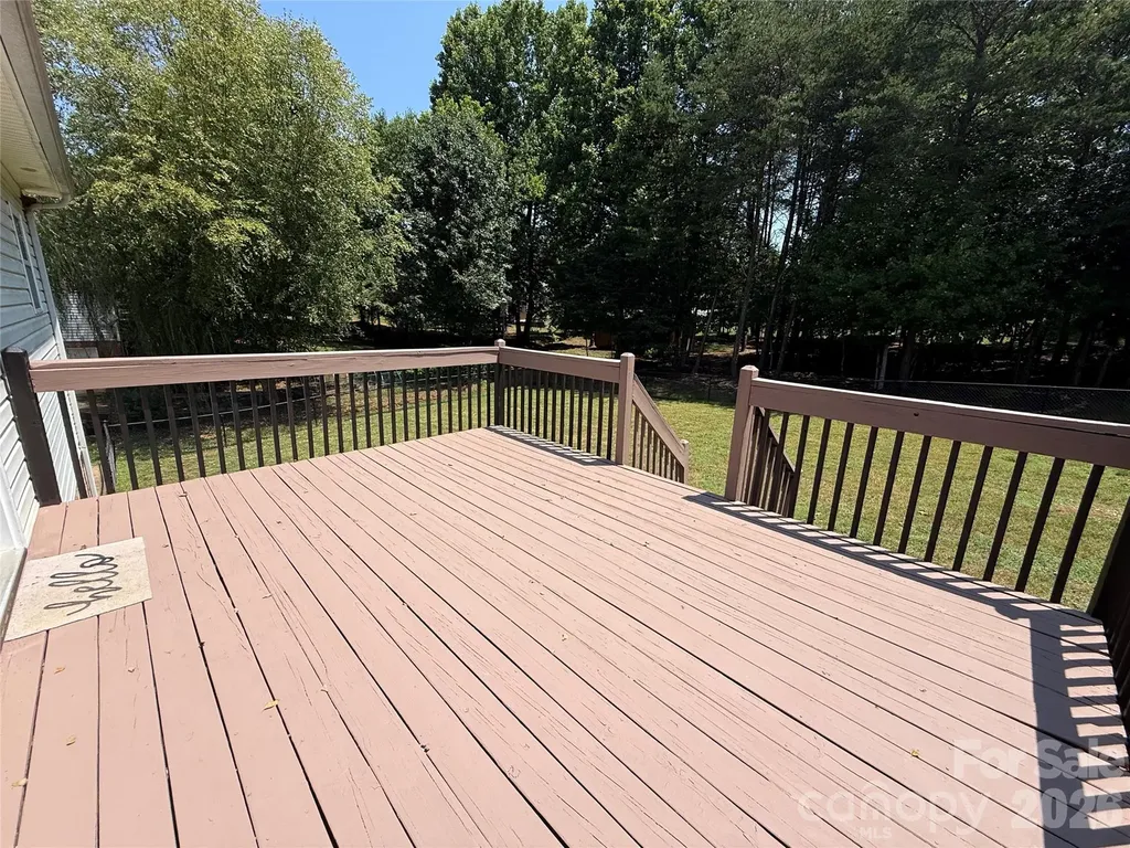 153 Deer Creek Drive Hudson NC 28638