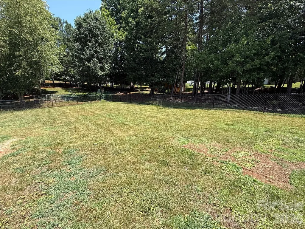 153 Deer Creek Drive Hudson NC 28638