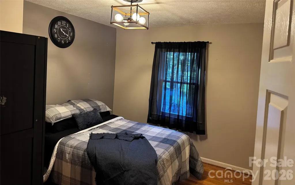 96 Rolling Hills Road Mills River NC 28759