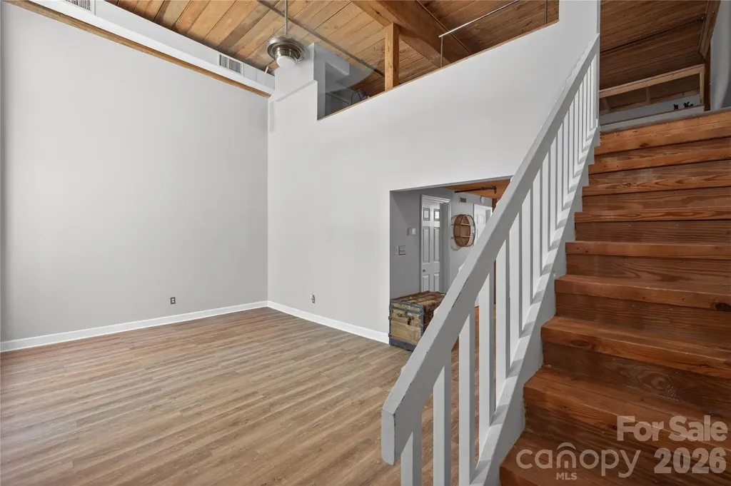 201 S Hoskins Road Charlotte NC 28208