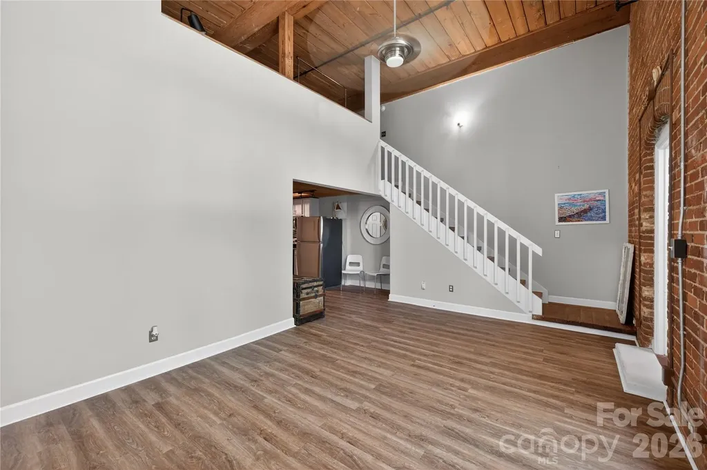201 S Hoskins Road Charlotte NC 28208