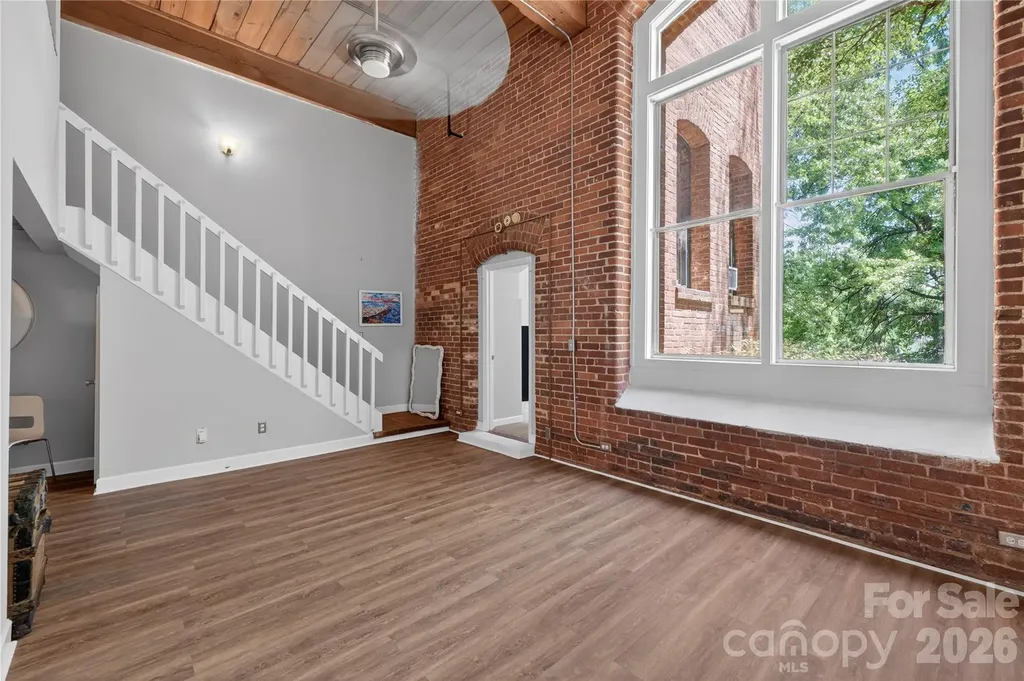 201 S Hoskins Road Charlotte NC 28208