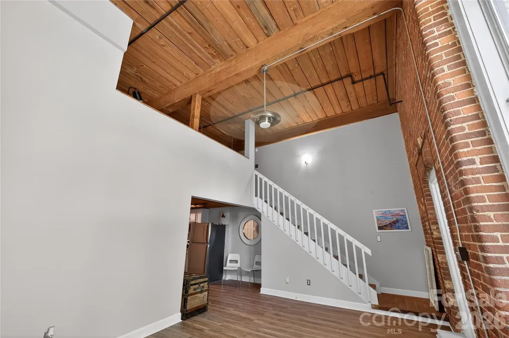 201 S Hoskins Road Charlotte NC 28208