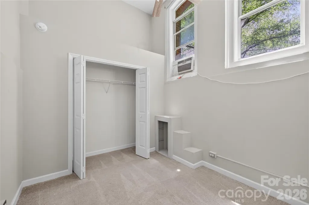 201 S Hoskins Road Charlotte NC 28208