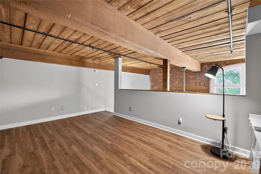 201 S Hoskins Road Charlotte NC 28208