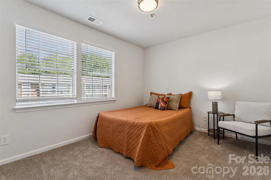 1620 Arlyn Circle Charlotte NC 28213