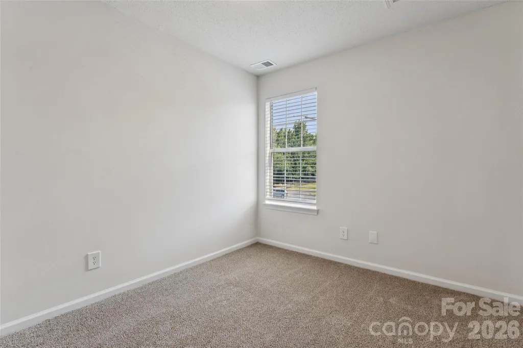 1620 Arlyn Circle Charlotte NC 28213