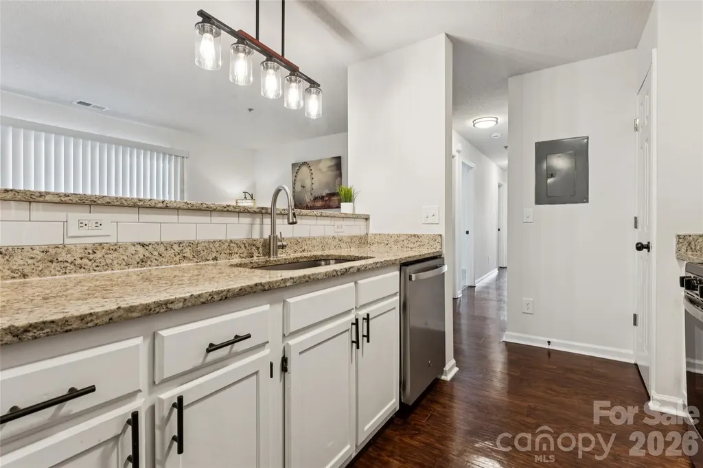 1620 Arlyn Circle Charlotte NC 28213