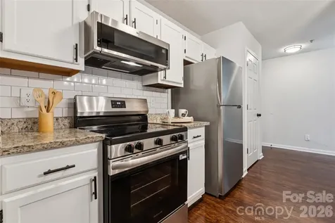 1620 Arlyn Circle Charlotte NC 28213