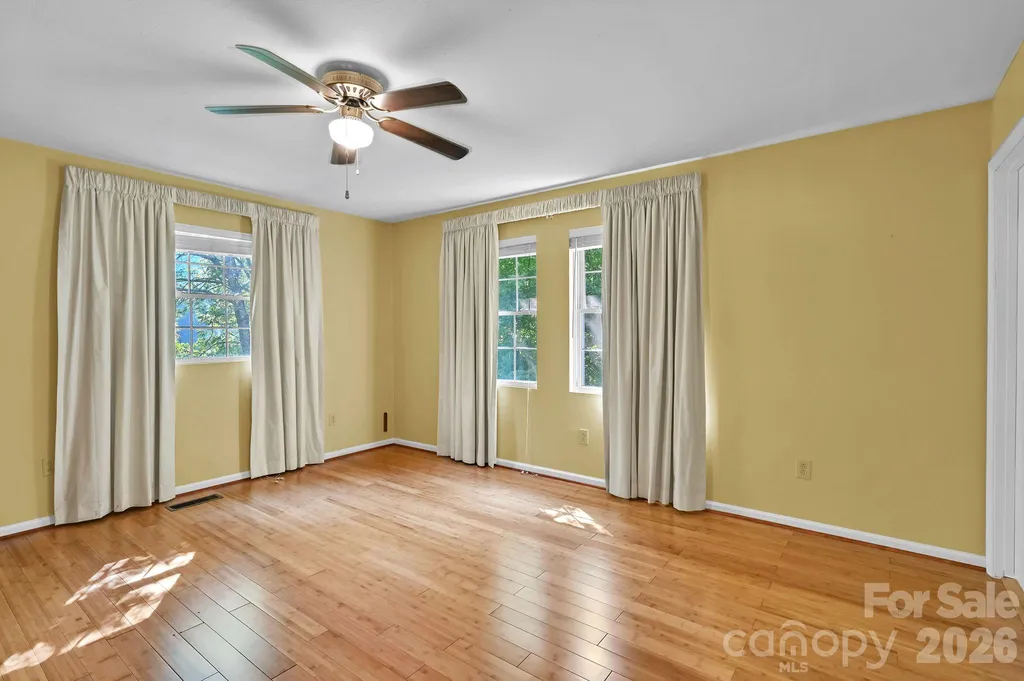 553 Morgan Branch Road Marshall NC 28753