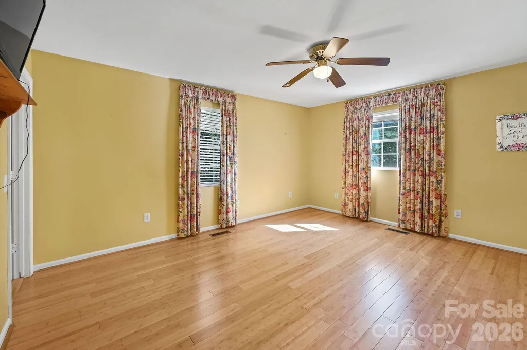 553 Morgan Branch Road Marshall NC 28753