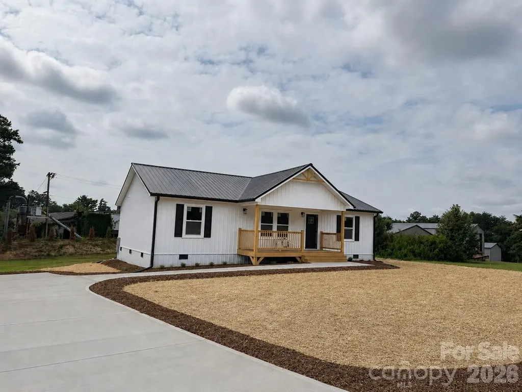 2059 Bailey Drive Hickory NC 28601