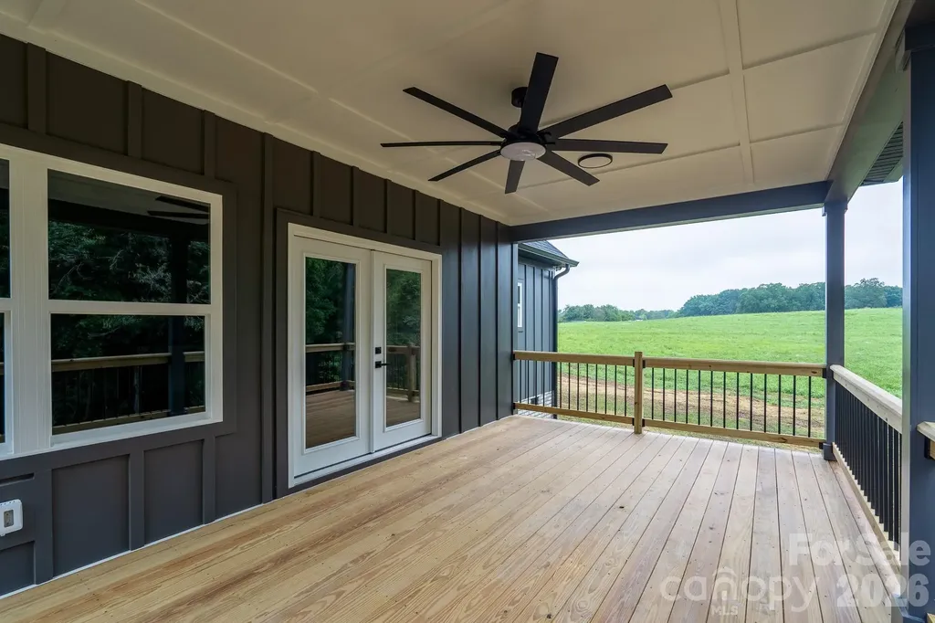 1007 Harrogate Drive Bessemer City NC 28016