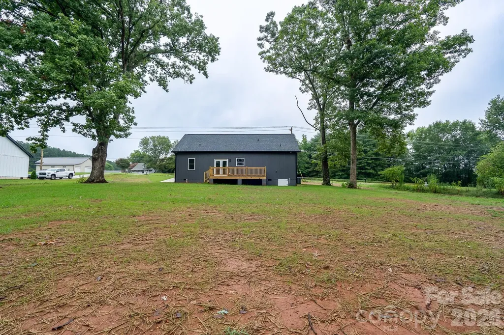 3916 E Maiden Road Maiden NC 28650