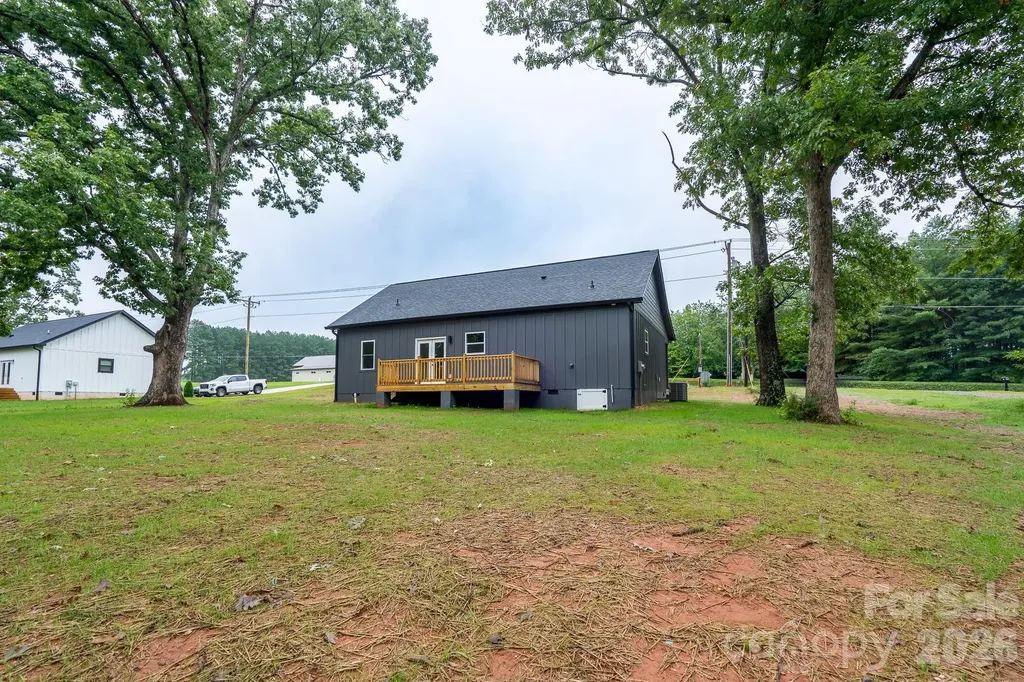 3916 E Maiden Road Maiden NC 28650