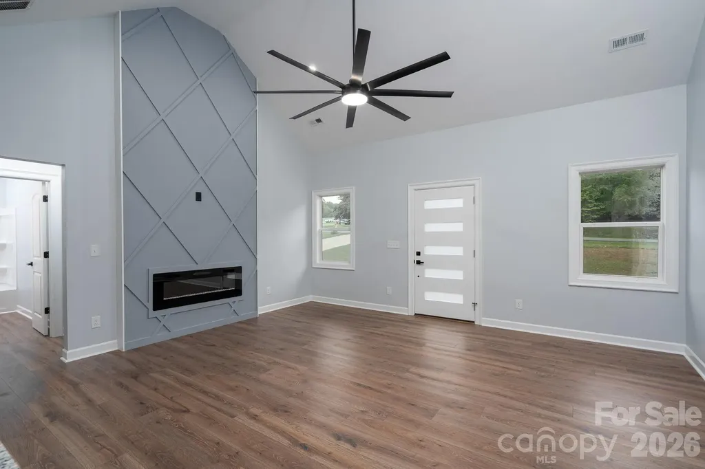 3916 E Maiden Road Maiden NC 28650