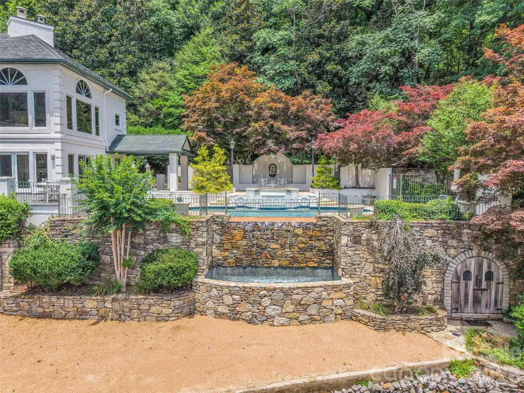 454 Cutaway Road Lake Lure NC 28746