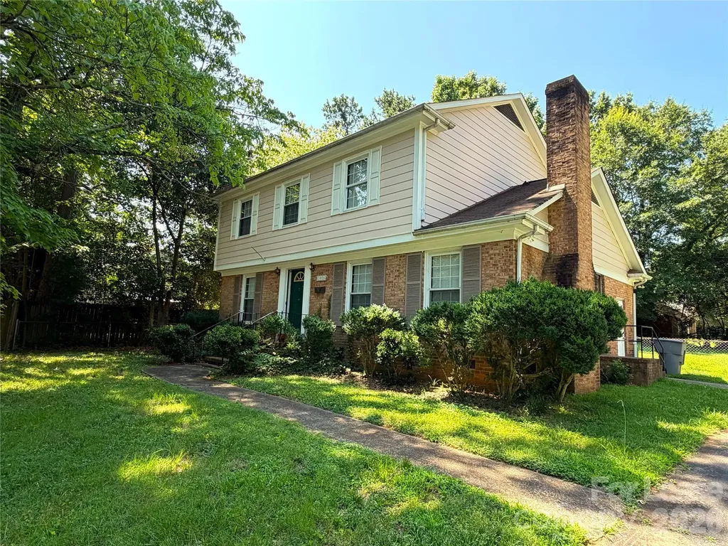 5016 Vescova Court Charlotte NC 28212