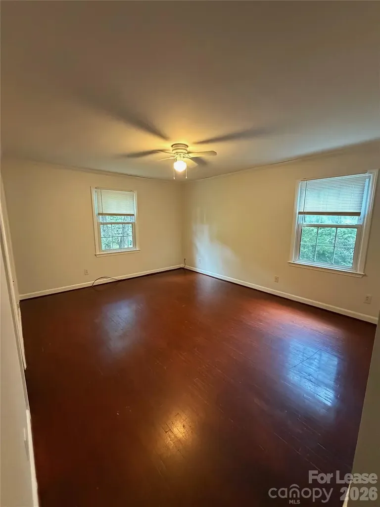 5016 Vescova Court Charlotte NC 28212