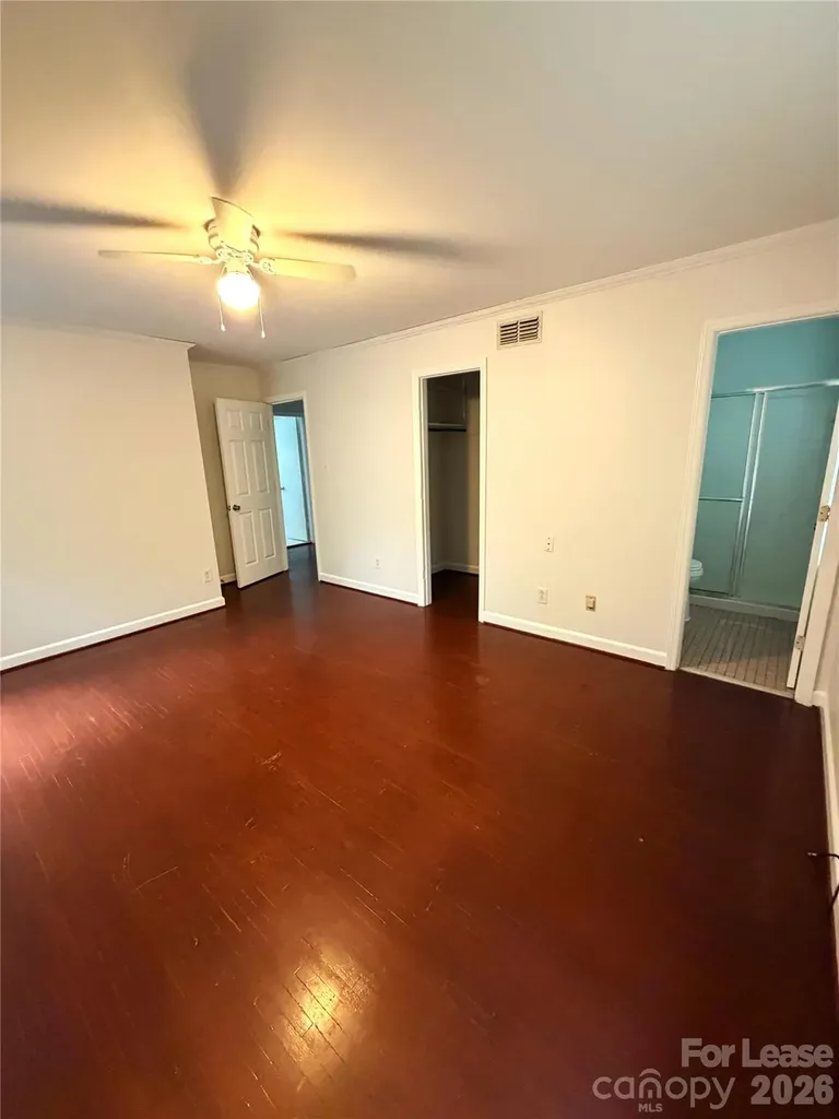 5016 Vescova Court Charlotte NC 28212