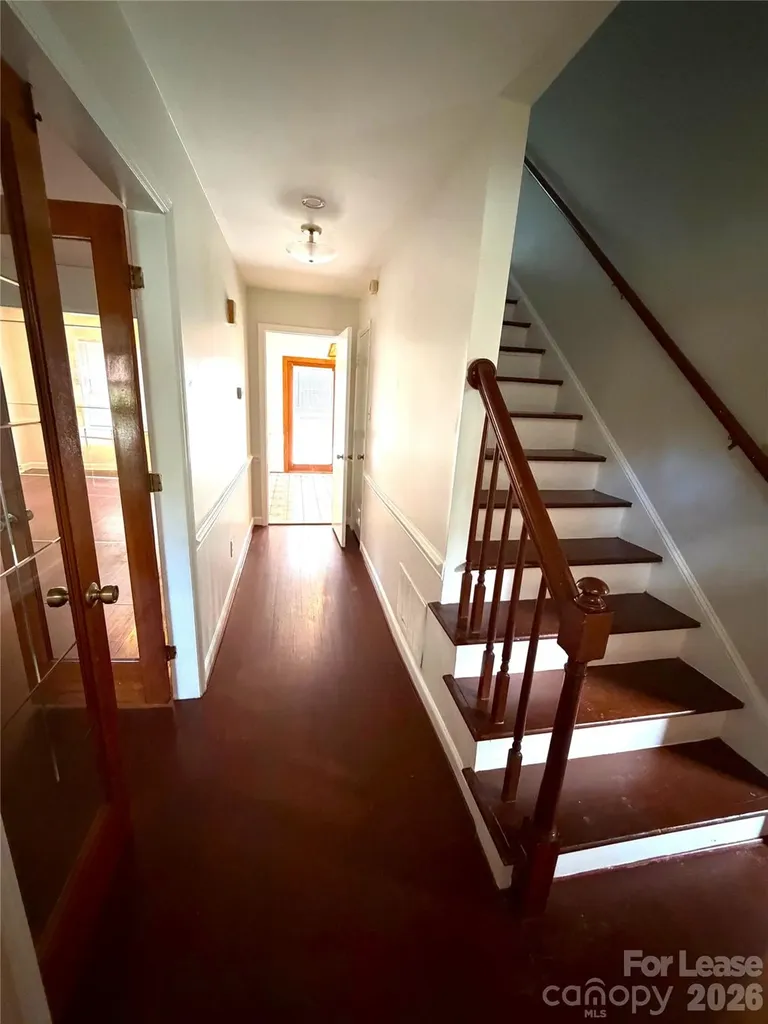 5016 Vescova Court Charlotte NC 28212