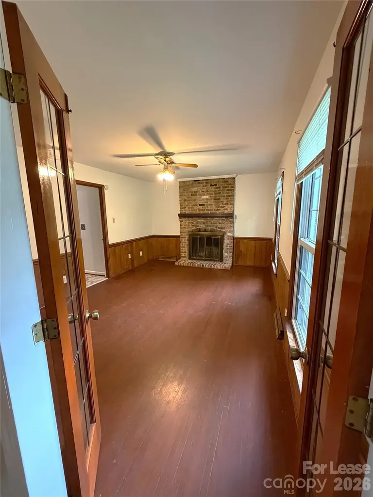 5016 Vescova Court Charlotte NC 28212