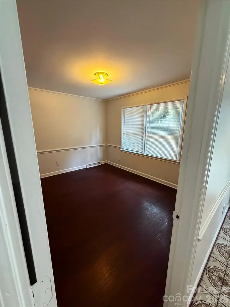 5016 Vescova Court Charlotte NC 28212
