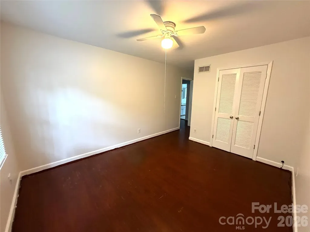 5016 Vescova Court Charlotte NC 28212