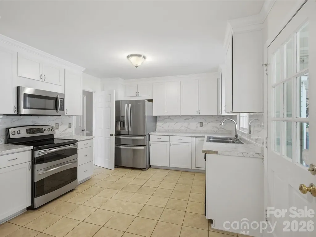 6737 Harrison Road Charlotte NC 28270